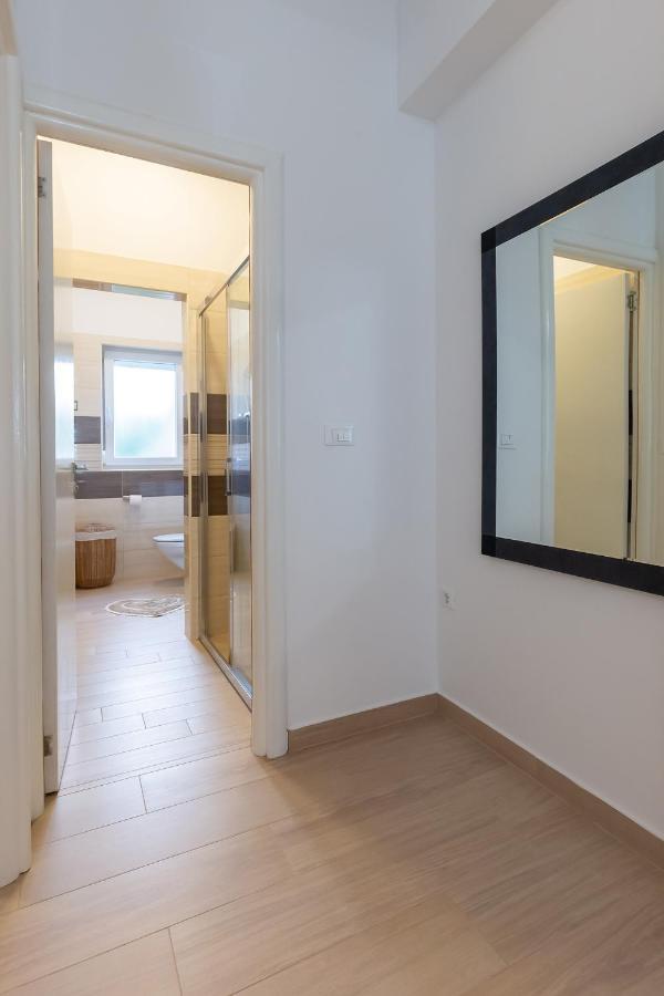 Stylish Apartment Mediterraneo Пореч Екстер'єр фото
